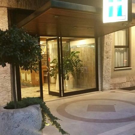 Hotel Excelsior Lanciano Esterno foto