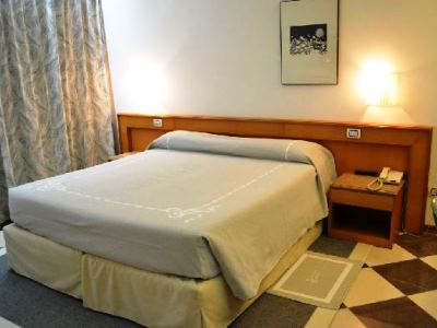 Hotel Excelsior Lanciano Esterno foto