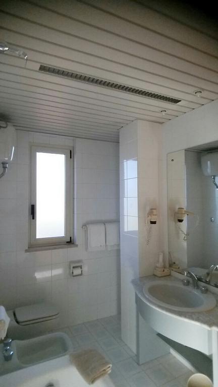 Hotel Excelsior Lanciano Esterno foto